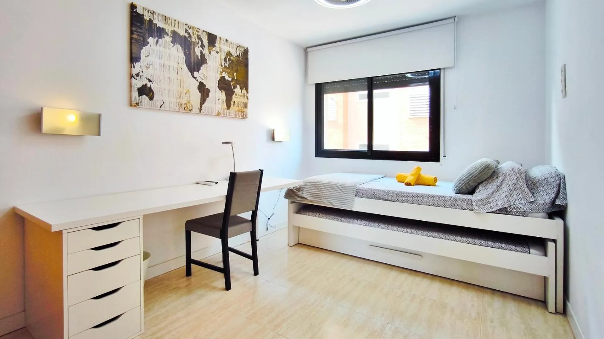 Duplex Con Piscina En Rubi Apartment